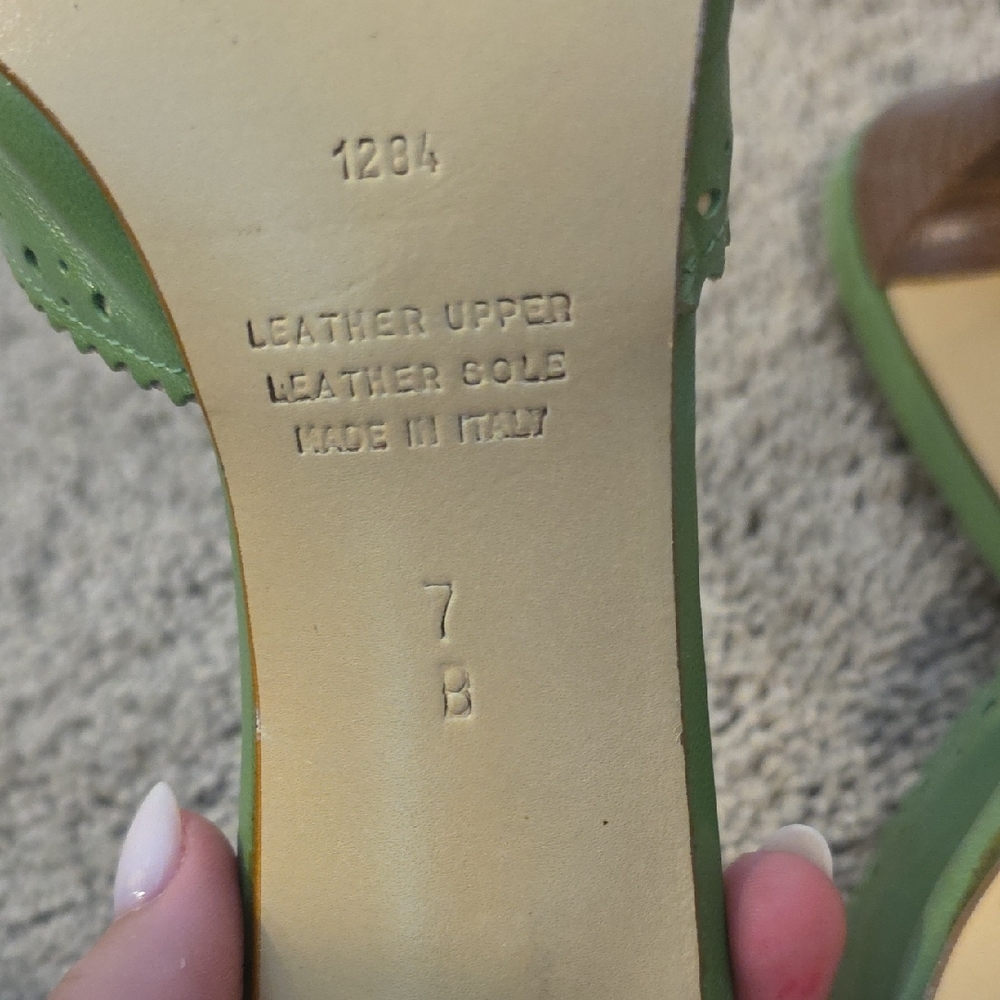 Green Women's Heels - Picture 5 of 5